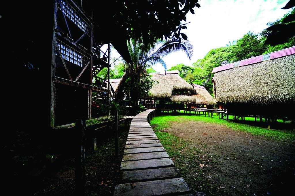 Jamu Lodge Puerto Montufar Exterior photo