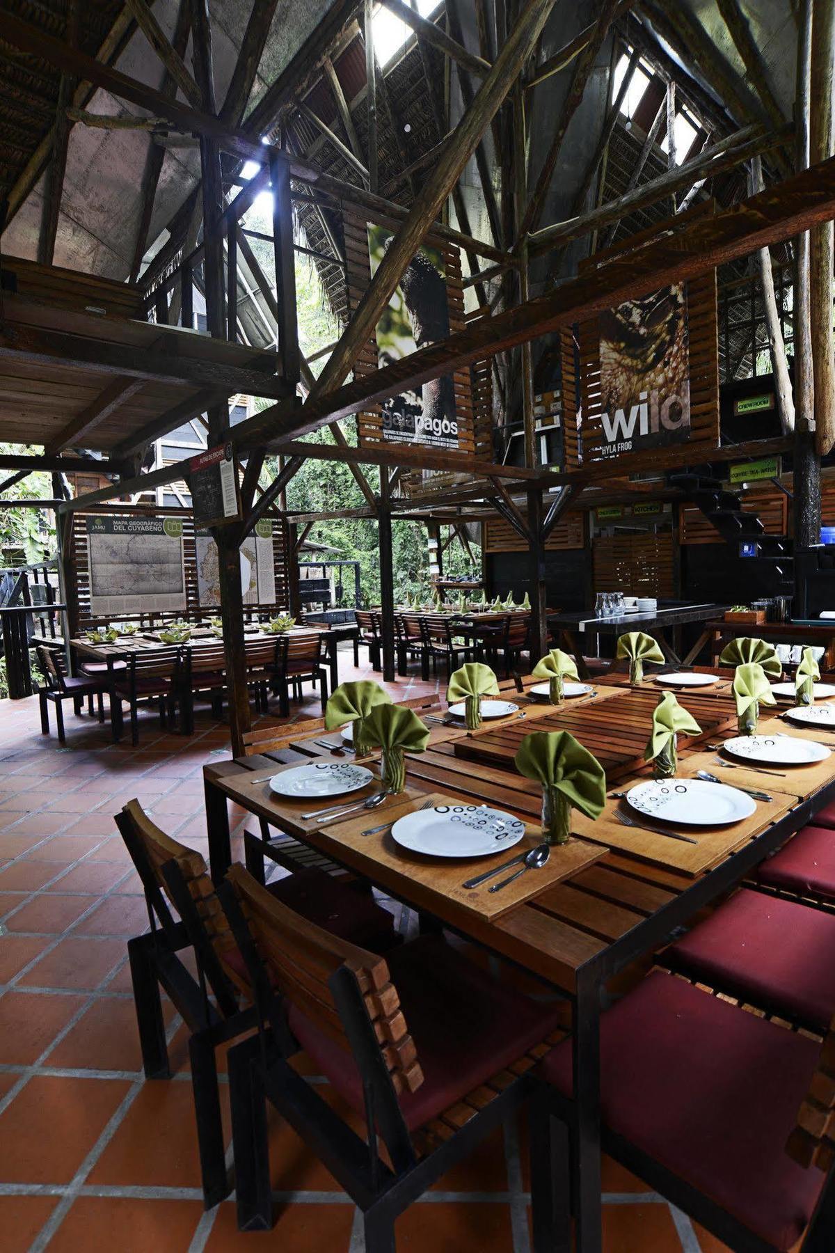 Jamu Lodge Puerto Montufar Exterior photo