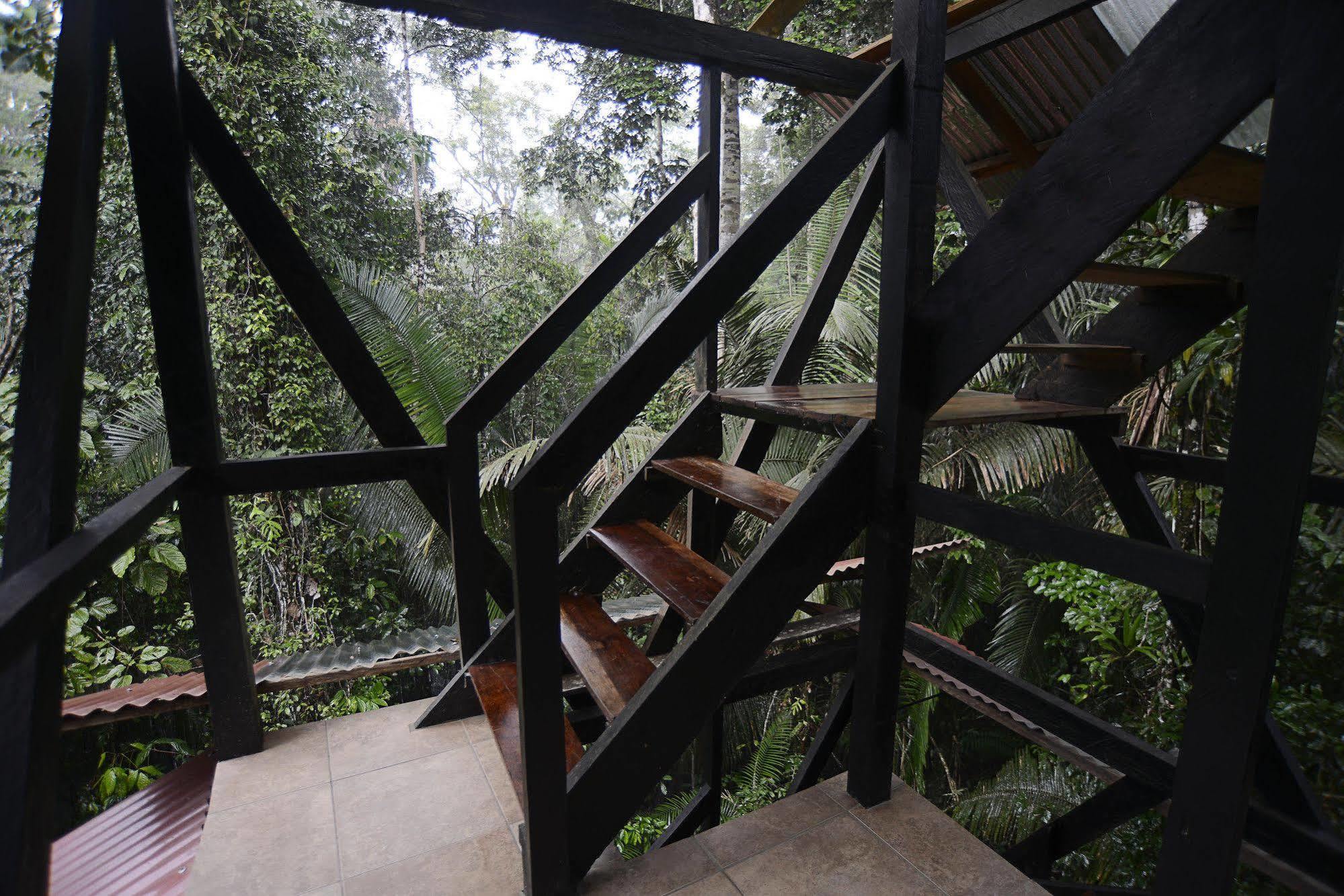 Jamu Lodge Puerto Montufar Exterior photo